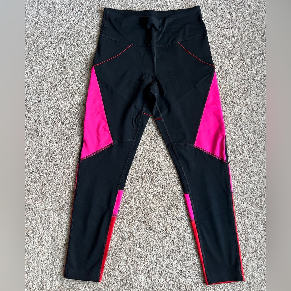 Zumba Fitness Women's Black & Pink Colorblock Leggings